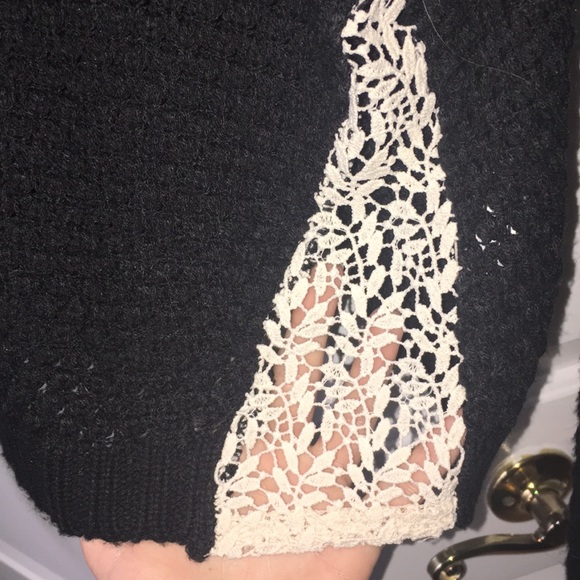 Short sweater - Picture 2 of 3